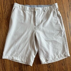 Nike Men's Light Gray Flat Front Shorts